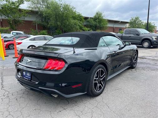 2022 Ford Mustang EcoBoost Premium