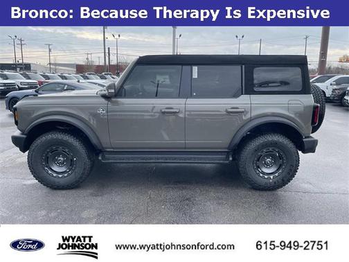 2025 Ford Bronco Outer Banks
