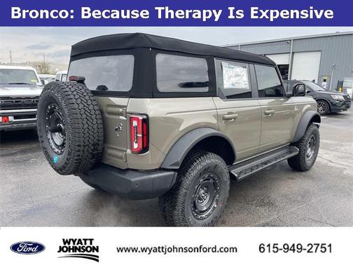 2025 Ford Bronco Outer Banks