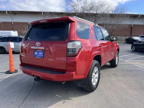 2024 Toyota 4Runner SR5