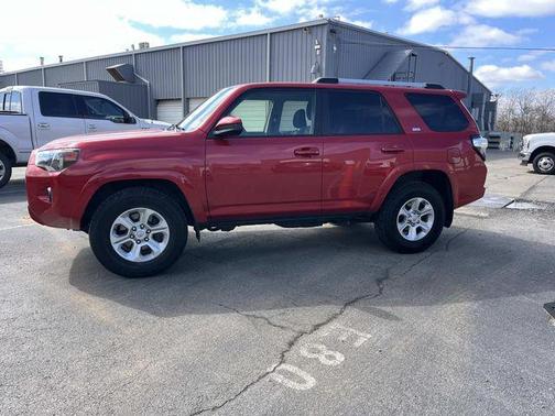 2024 Toyota 4Runner SR5