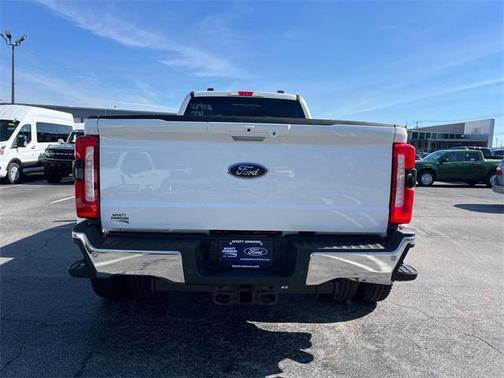 2025 Ford F-350 Lariat