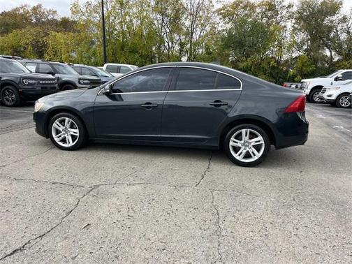2014 Volvo S60 T5 Platinum