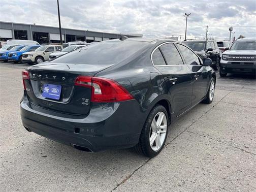 2014 Volvo S60 T5 Platinum