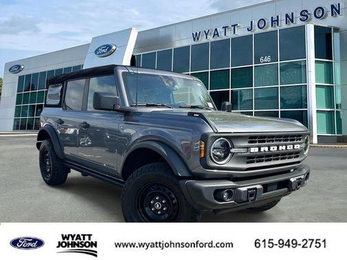 Carbonized Gray Metallic 2023 Ford Bronco Black Diamond