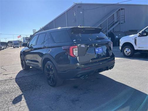 2022 Ford Explorer ST