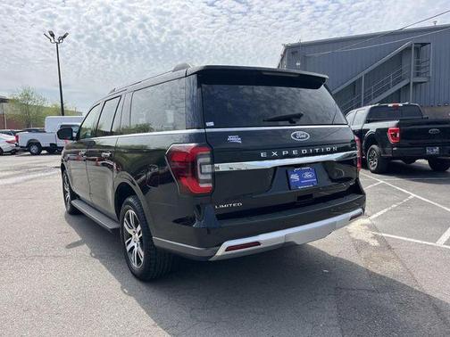 Black Metallic 2024 Ford Expedition Max Limited