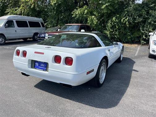 1992 Chevrolet Corvette Base