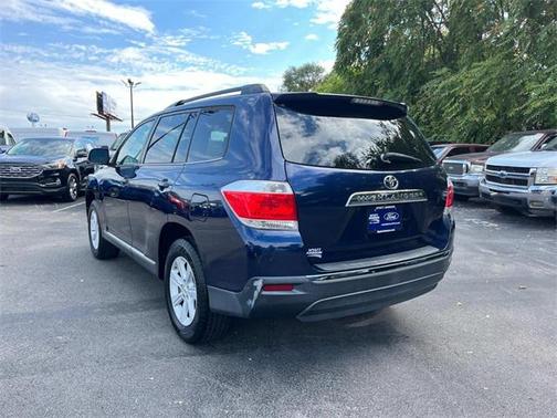 2012 Toyota Highlander SE