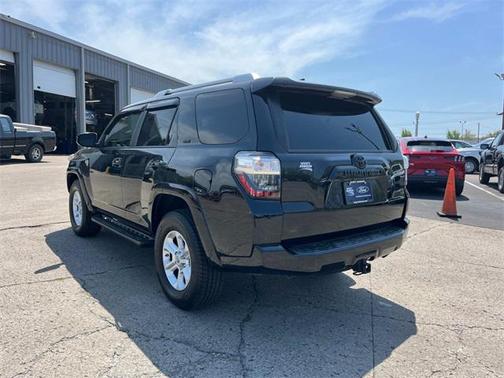 2017 Toyota 4Runner SR5