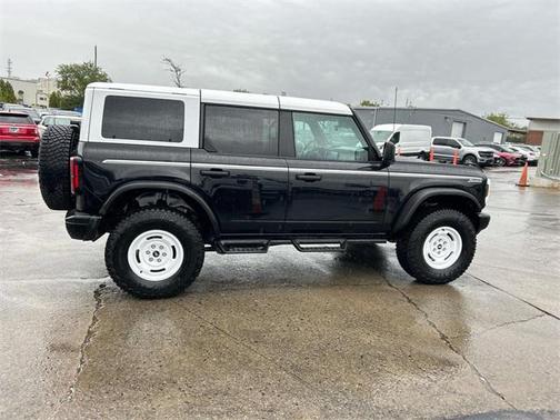 2024 Ford Bronco Heritage Edition