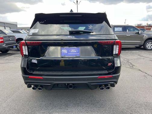 Agate Black Metallic 2026 Ford Explorer ST