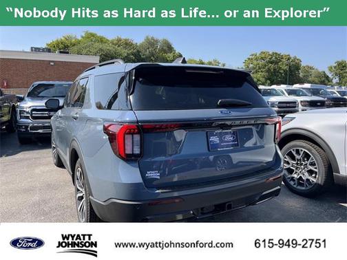 2025 Ford Explorer ST-Line
