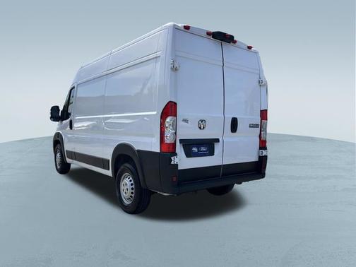 Bright White Clearcoat 2024 RAM ProMaster 2500 136 WB HIGH ROOF CARGO