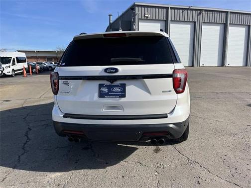2018 Ford Explorer Sport