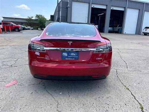 2016 Tesla Model S P90D