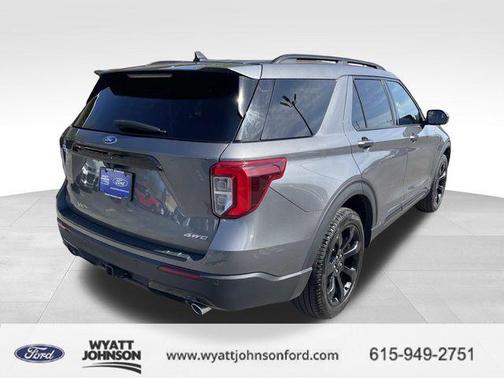 Gray Metallic 2023 Ford Explorer ST-Line