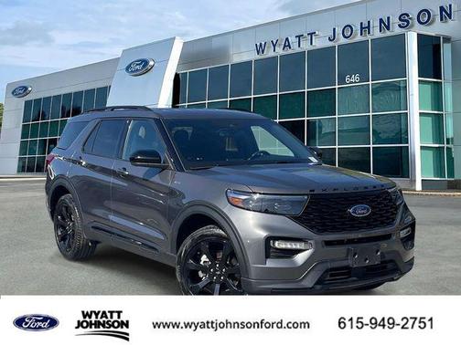 Gray Metallic 2023 Ford Explorer ST-Line