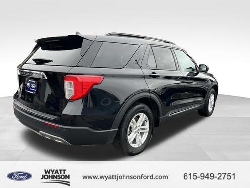 AGATE BLACK METALLIC 2023 Ford Explorer XLT