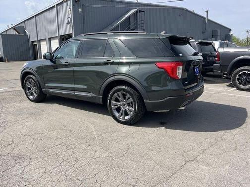 Forged Green Metallic 2024 Ford Explorer XLT