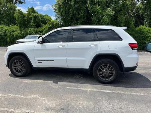 2016 Jeep Grand Cherokee Laredo