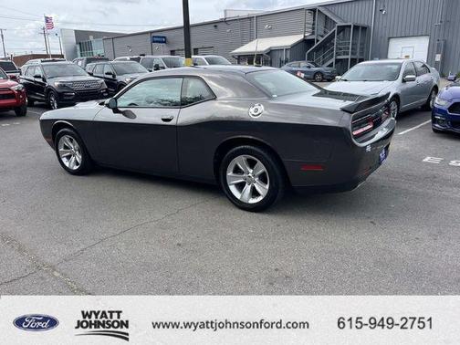 Granite Pearlcoat 2023 Dodge Challenger SXT