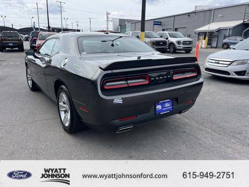 Granite Pearlcoat 2023 Dodge Challenger SXT