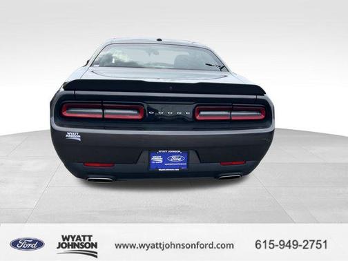 Granite Pearlcoat 2023 Dodge Challenger SXT