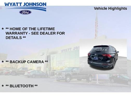 Deep Black Pearl Effect 2024 Volkswagen Tiguan 2.0T SE