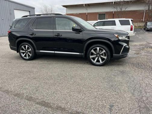 2023 Honda Pilot AWD Elite