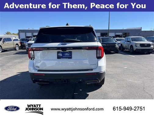 2026 Ford Explorer ST-Line