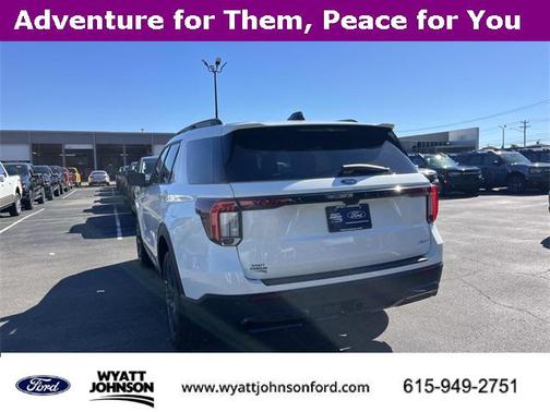 2026 Ford Explorer ST-Line