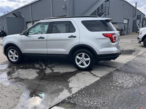 2019 Ford Explorer Base