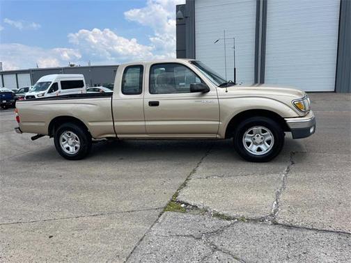 2001 Toyota Tacoma Xtracab