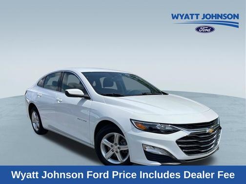 Summit White 2024 Chevrolet Malibu LT W/1LT