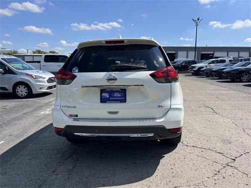 2017 Nissan Rogue SL