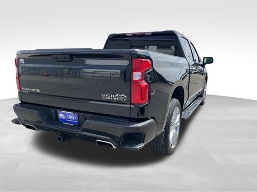 Black 2024 Chevrolet Silverado 1500 HIGH COUNTRY
