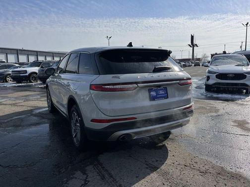 2023 Lincoln Corsair Standard