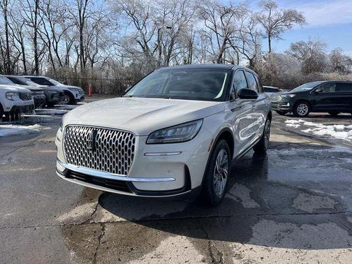 2023 Lincoln Corsair Standard