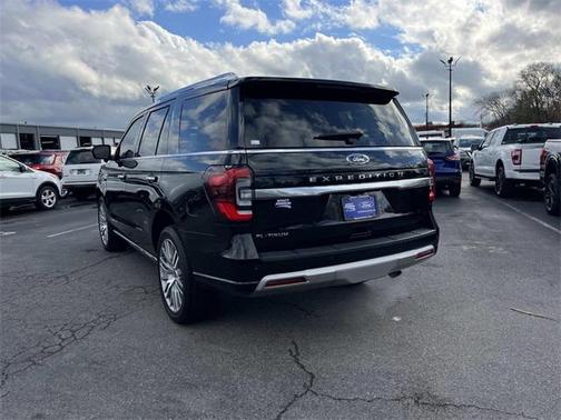 2023 Ford Expedition Platinum