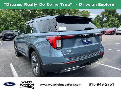 2025 Ford Explorer Active