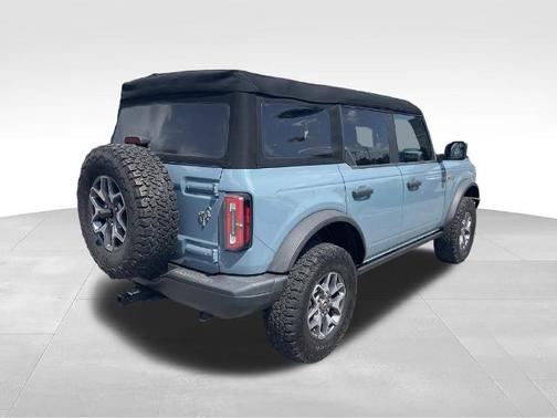 AREA 51 2023 Ford Bronco BADLANDS