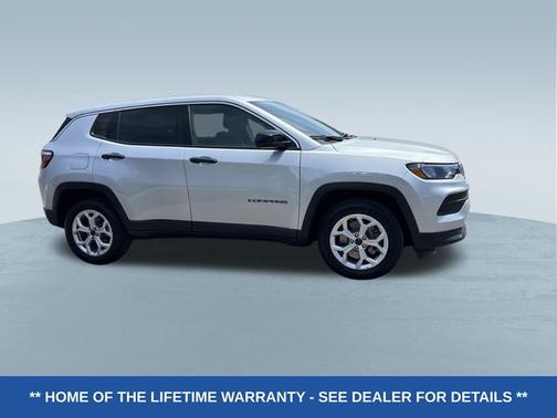 Silver Zynith 2025 Jeep Compass SPORT