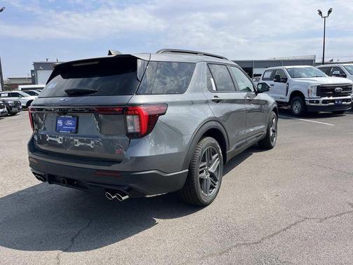 Carbonized Gray Metallic 2026 Ford Explorer ST