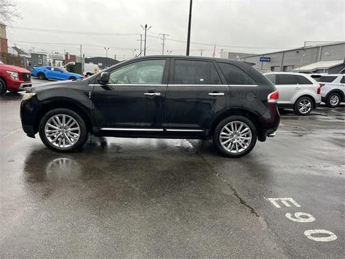 2011 Lincoln MKX Base