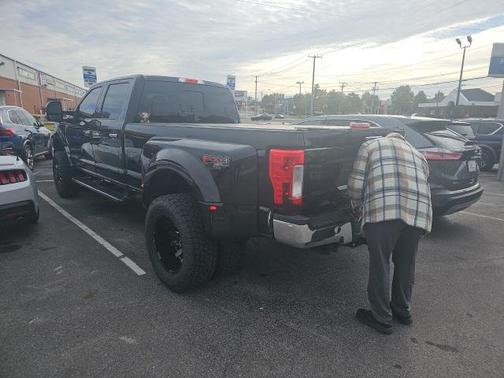 2017 Ford F-350 Lariat