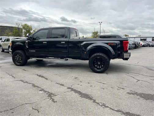 2017 Ford F-350 Lariat