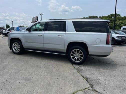 2019 GMC Yukon XL SLT