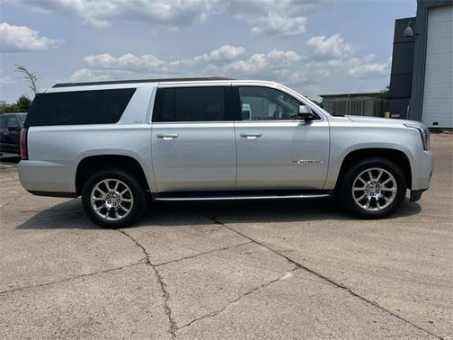 2019 GMC Yukon XL SLT
