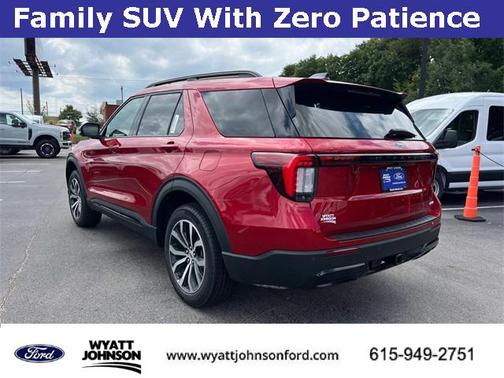 2025 Ford Explorer ST-Line